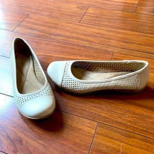 G.H. Bass & Co flats